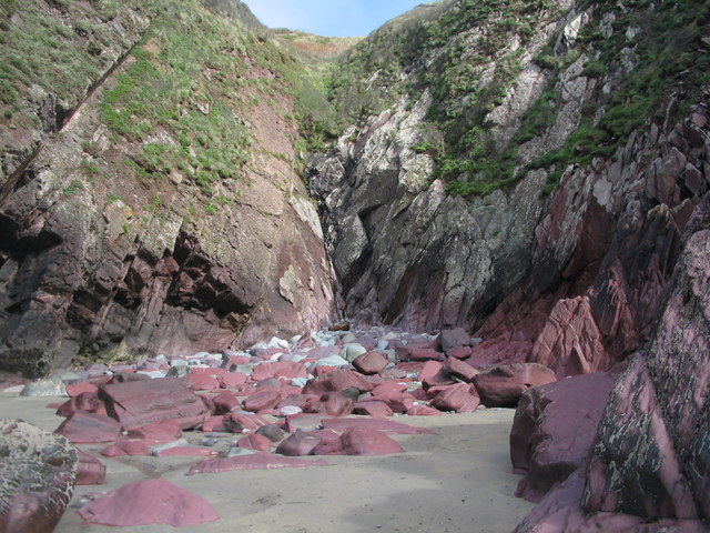 Purple sandstone, Caerfai Bay