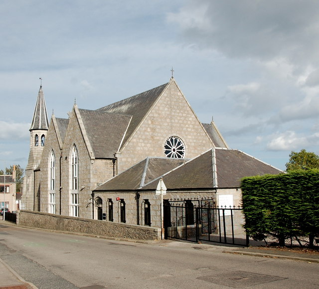 Former Stoneywood Parish Church © Bill Harrison cc-by-sa/2.0 ...