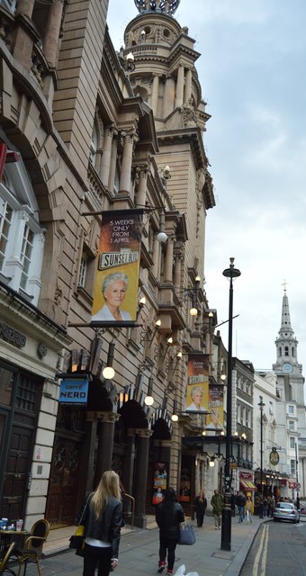 Coliseum Theatre © N Chadwick cc-by-sa/2.0 :: Geograph Britain and Ireland