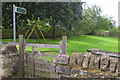 Footpath to Weedon Lois