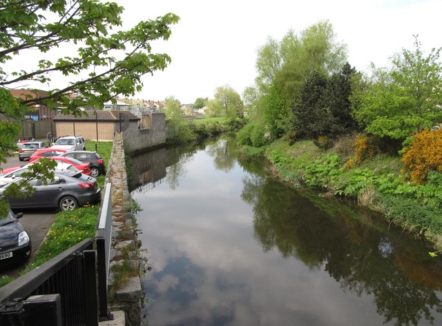 The Clanrye River above Clanrye Bridge,... © Eric Jones cc-by-sa/2.0 ...