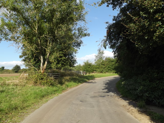 Low Common Road & Ford