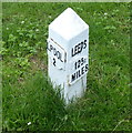 Leeds and Liverpool Canal milepost