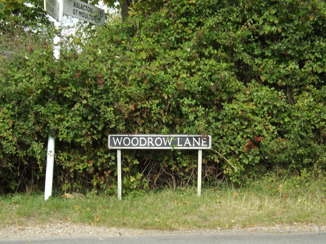 Woodrow Lane sign