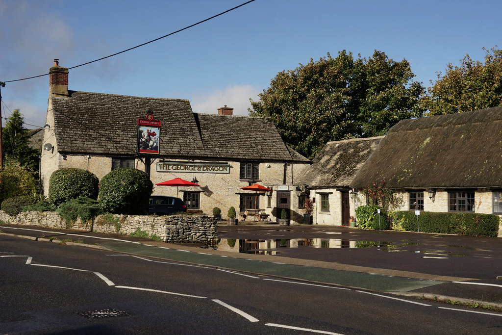 George & Dragon, Long Hanborough © Peter Trimming cc-by-sa/2.0 ...