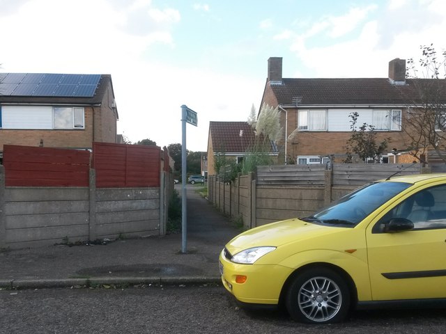 Townsend: footpath K39 and a yellow car with a flatty