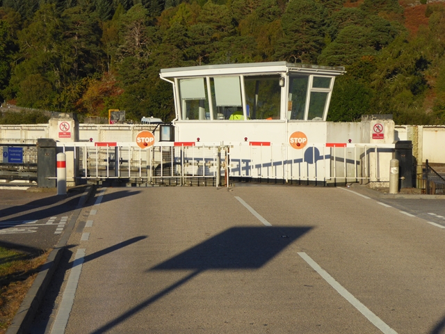 Aberchalder Swing Bridge © Oliver Dixon :: Geograph Britain and Ireland