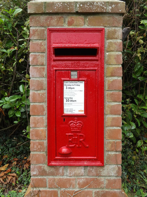 Hallowing Lane Post Office Postbox