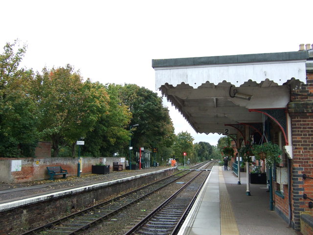 Platform 2, Halesworth Railway Station © JThomas :: Geograph Britain ...