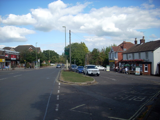 Hedge End, Eastleigh - area information, map, walks and more