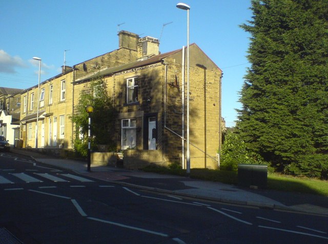 Houses in Littlemoor Road