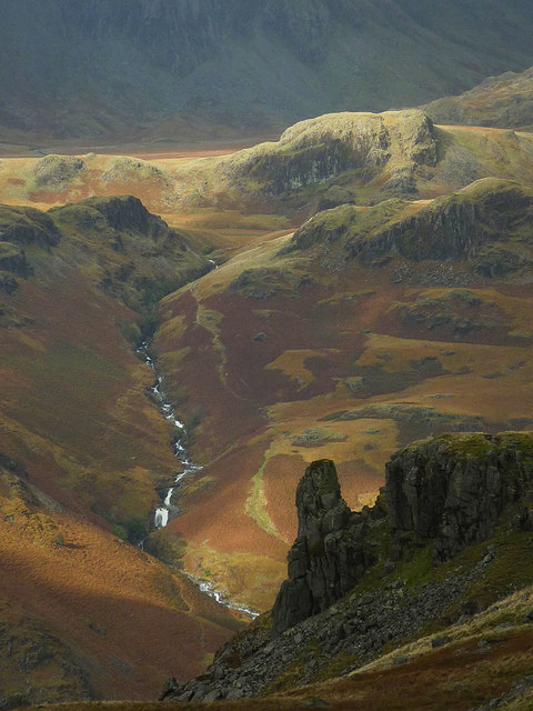 Eskdale Needle and the upper Esk gorge