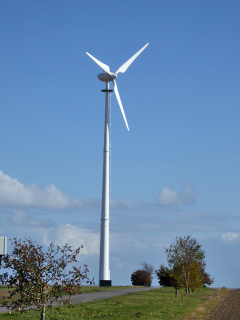 Wind turbine between Howe and Orange... © Robin Webster :: Geograph ...