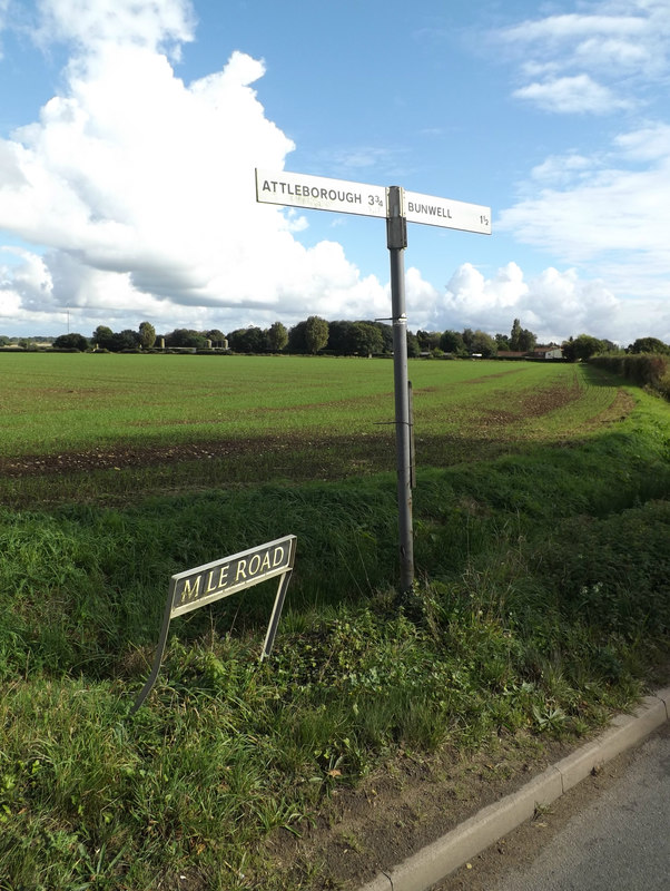 Signpost & Mile Road sign © Geographer cc-by-sa/2.0 :: Geograph Britain ...