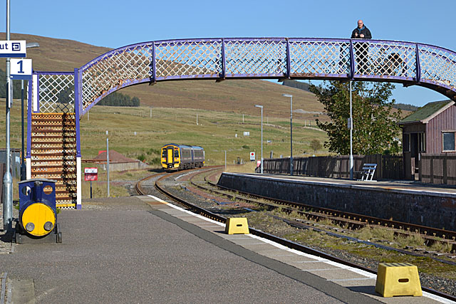 Achnasheen station, looking in the Up direction