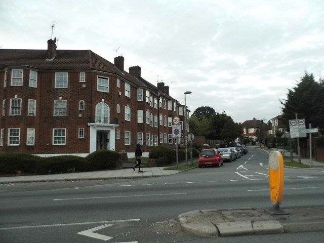 The North Circular Road at the junction of Tillingbourne Gardens