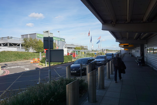 Taxi pick-up at Southampton Airport
