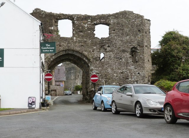 The Gatehouse, part of the medieval town wall, Kidwelly