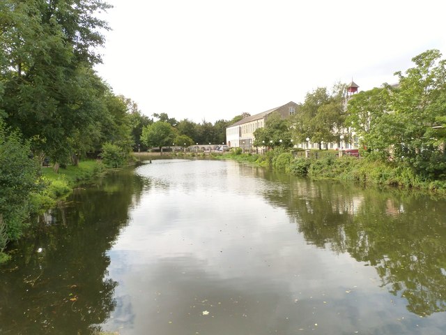 The River Avon from the High Street bridge, Chippenham