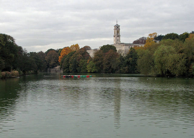 Highfields Lake and The Trent Building