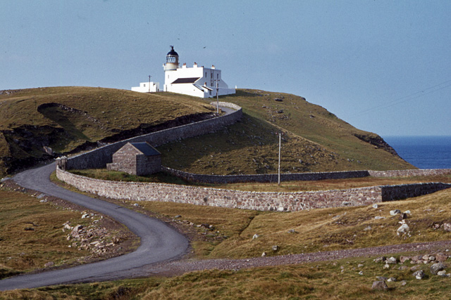 Approach to Stoer Head Lighthouse