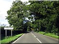 Mole Road entering Sindlesham