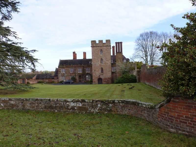 Holt Castle, Worcestershire (1) © Jeff Gogarty Cc-by-sa 2.0 :: Geograph 