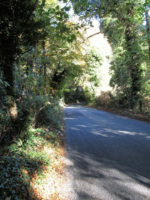 View NNE along Mound Road © Eric Jones cc-by-sa/2.0 :: Geograph Ireland