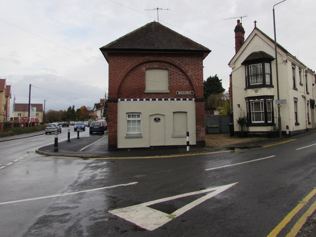 Junction of The Holloway and the B4090, Droitwich