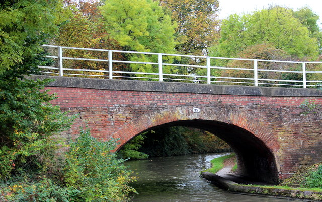 Grand Union Canal bridge 35 © Robert Eva cc-by-sa/2.0 :: Geograph ...