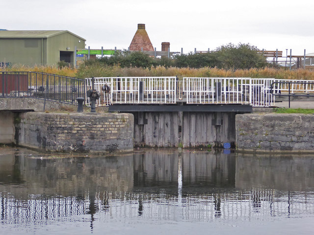 Disused lock Bridgwater docks