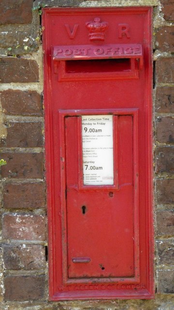 Victorian letterbox © Philip Halling cc-by-sa/2.0 :: Geograph Britain ...