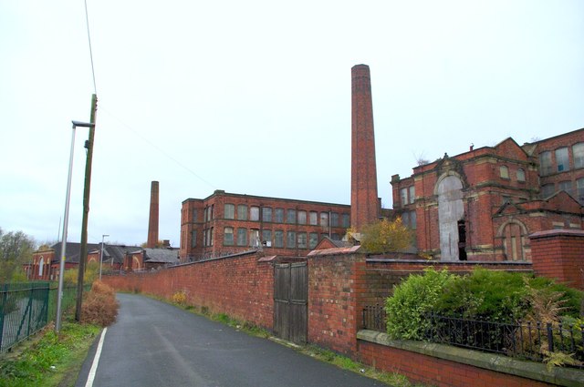 Fourteen Meadows Road, Wigan © Gary Rogers cc-by-sa/2.0 :: Geograph ...