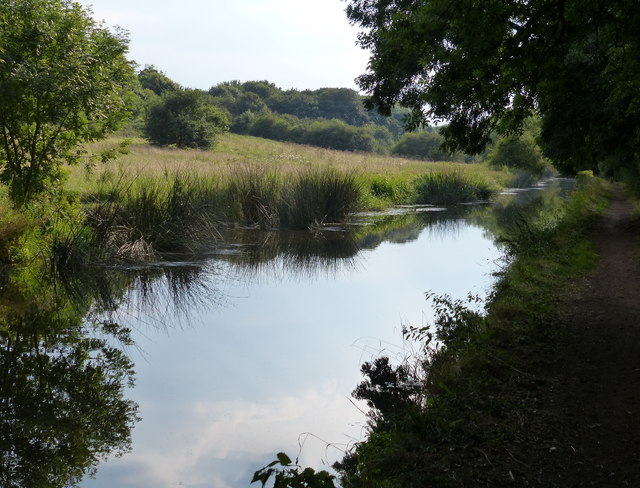 Staffordshire and Worcestershire Canal © Mat Fascione cc-by-sa/2.0 ...