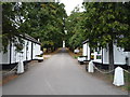 Entrance to West Lodge Park (hotel)