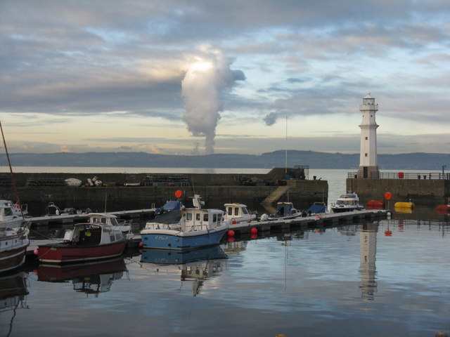 Newhaven Harbour and Lighthouse