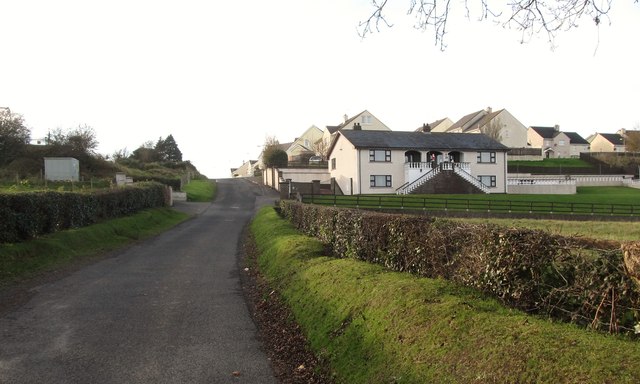 New houses on Crieve Heights, Newry © Eric Jones cc-by-sa/2.0 ...