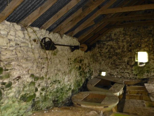 Mill interior, Bracky