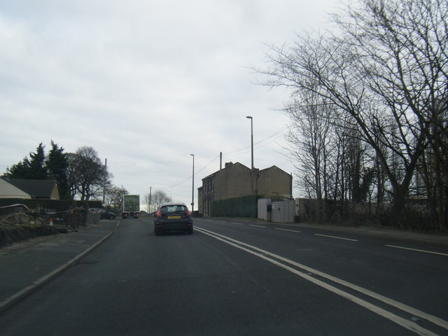 A62 Leeds Road heading east