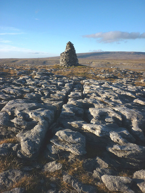 The big cairn above Raven Scar