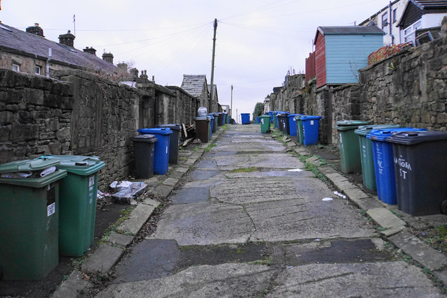 Back Passage Off Rostron Road © Bill Boaden Cc By Sa 2 0 Geograph Britain And Ireland