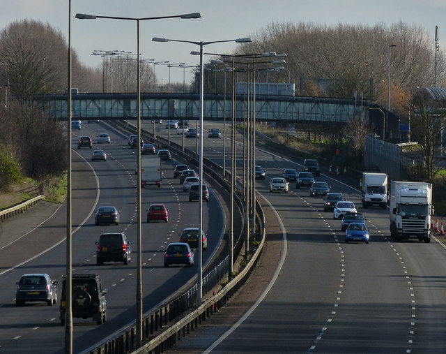 M1 motorway at junction 15a © Mat Fascione cc-by-sa/2.0 :: Geograph ...