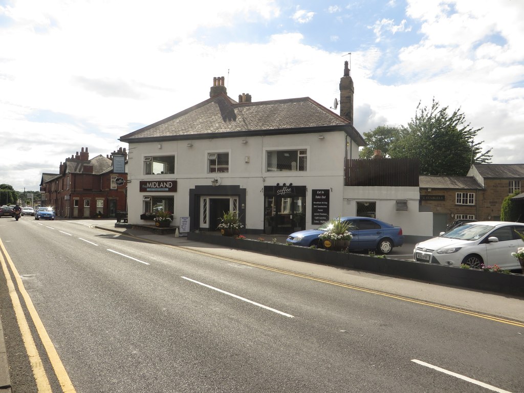 The Midland, Aberford Road, Oulton © Graham Robson cc-by-sa/2.0 ...