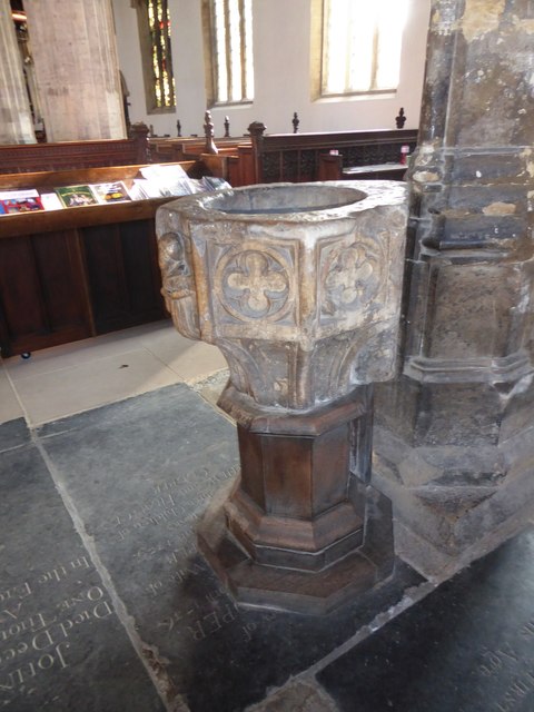 Inside St Nicholas' Chapel, King's Lynn (17)