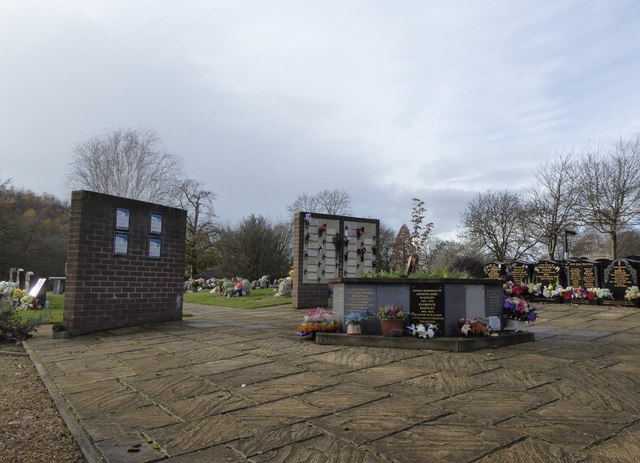 Burslem Cemetery: memorials and boutonniere plaques