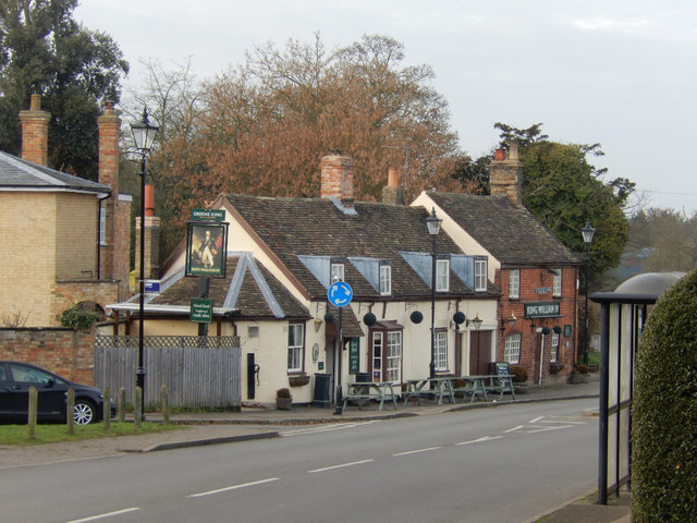 High Street, Fenstanton © Stephen McKay cc-by-sa/2.0 :: Geograph ...