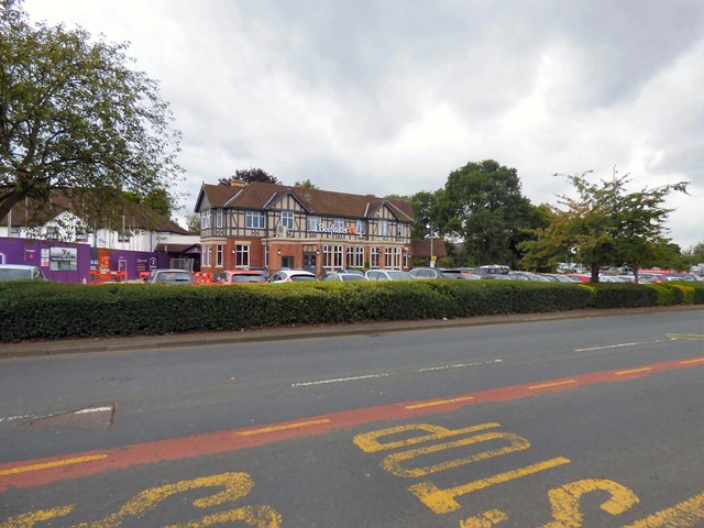 Heald Green Beefeater © Gerald England cc-by-sa/2.0 :: Geograph Britain ...