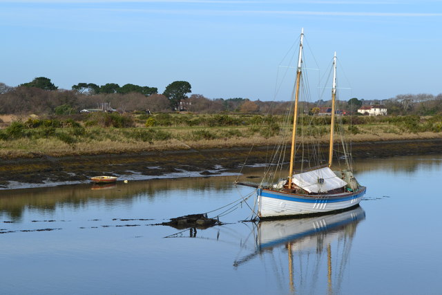 Moored boat at Oxey Marsh