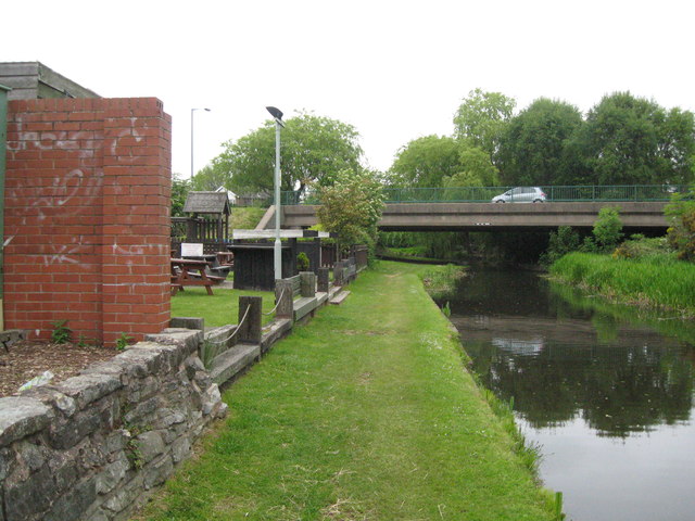 Daw End Bridge - Walsall, West Midlands © Martin Richard Phelan ...