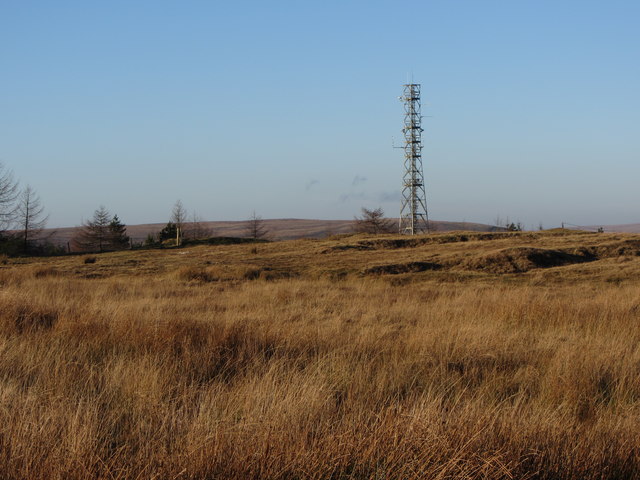 Transmitter mast near Mountain Air Gate